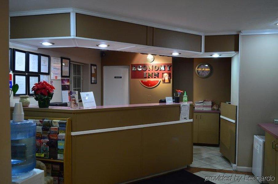 Economy Inn Hermiston Exteriör bild
